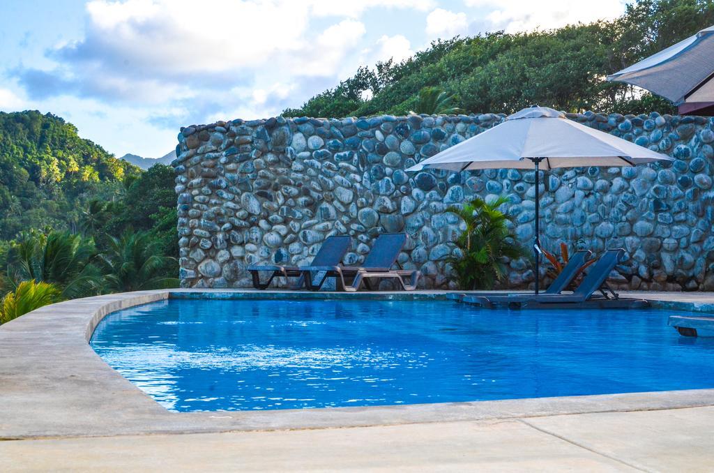 Pagua Bay House - Oceanfront Cabana'S Marigot Zewnętrze zdjęcie