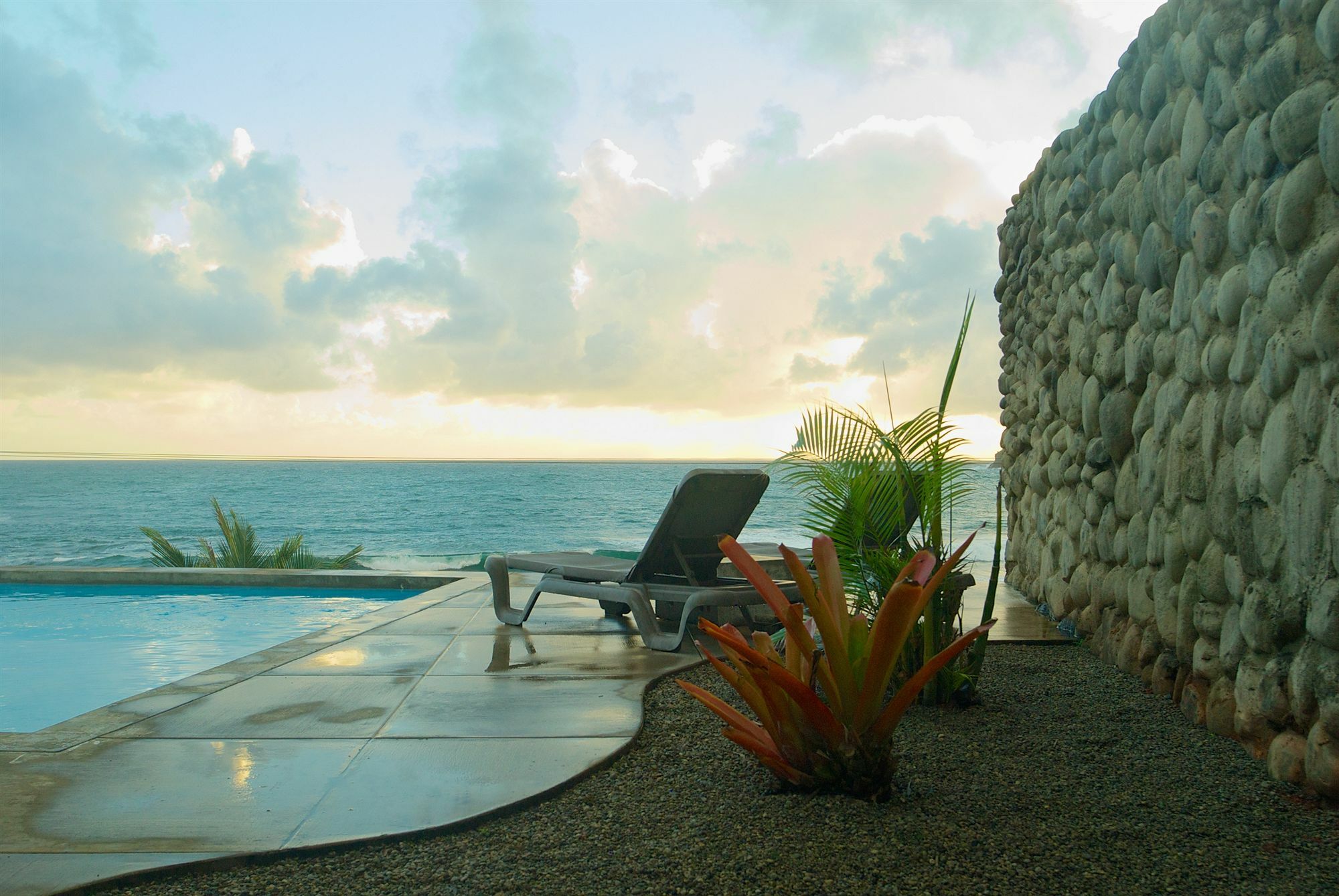 Pagua Bay House - Oceanfront Cabana'S Marigot Zewnętrze zdjęcie